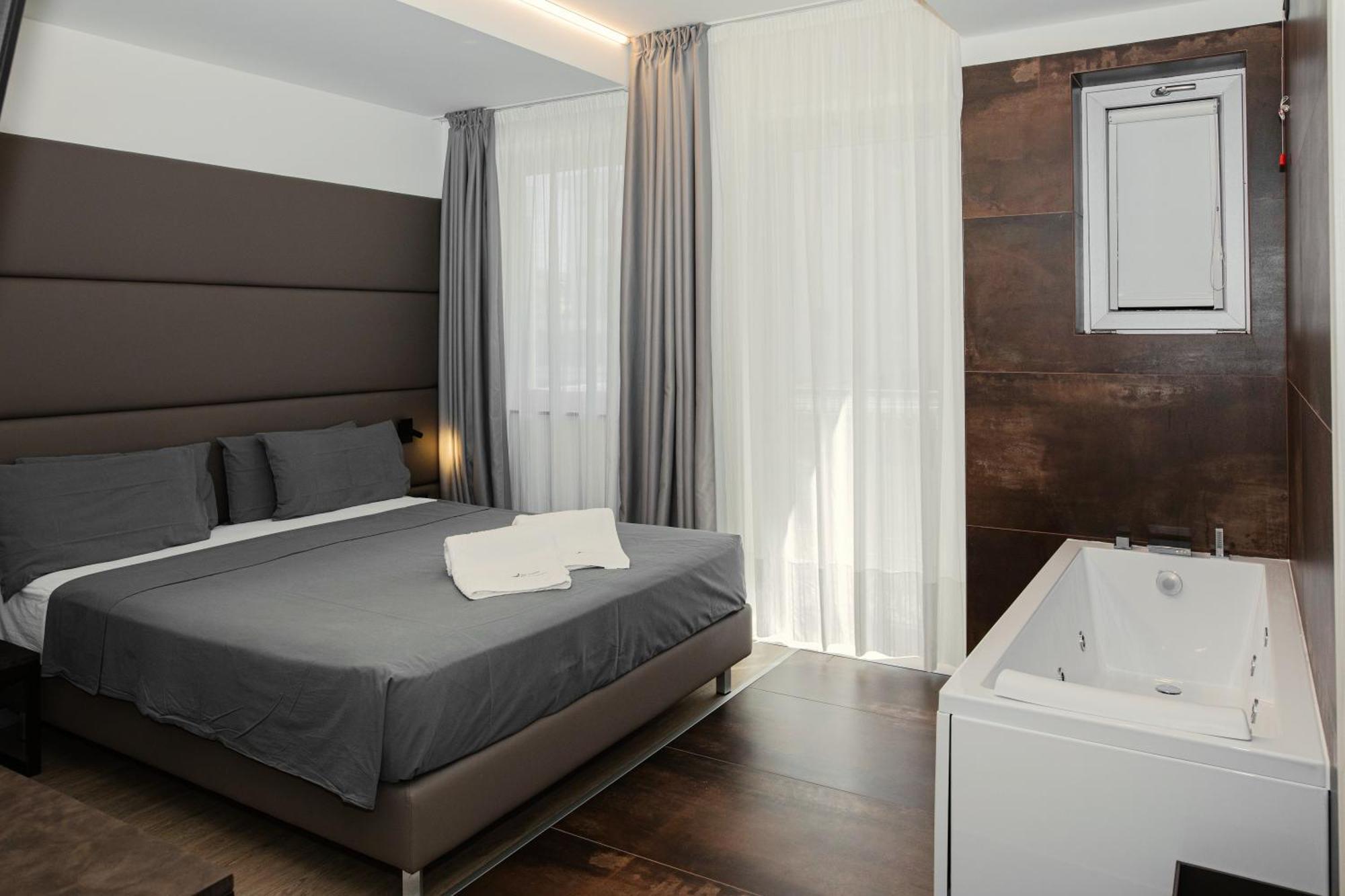Hotel Leonardo Da Vinci Wellness Spa Bibione Exterior foto