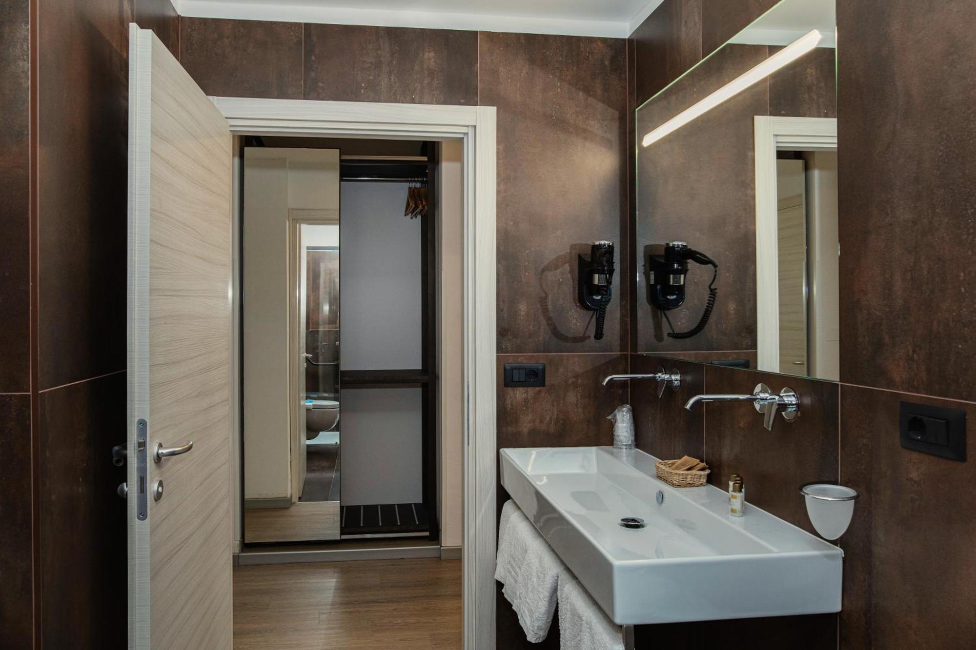 Hotel Leonardo Da Vinci Wellness Spa Bibione Exterior foto
